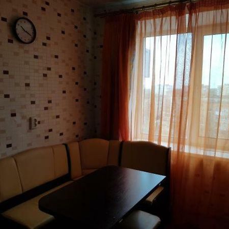 Уютная Квартира В 5 Мин Пешком От Курорта Mirhorod Kültér fotó